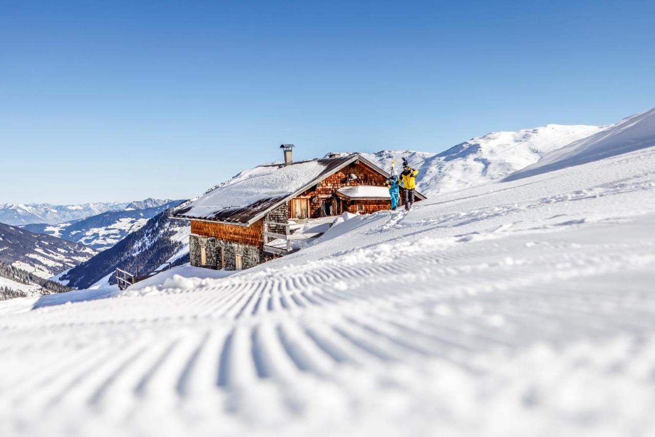 Hotel Almhof Hochfügen Eksteriør billede