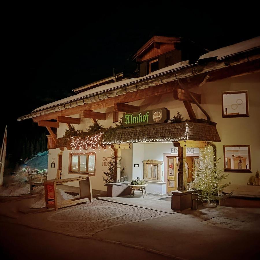 Hotel Almhof Hochfügen Eksteriør billede