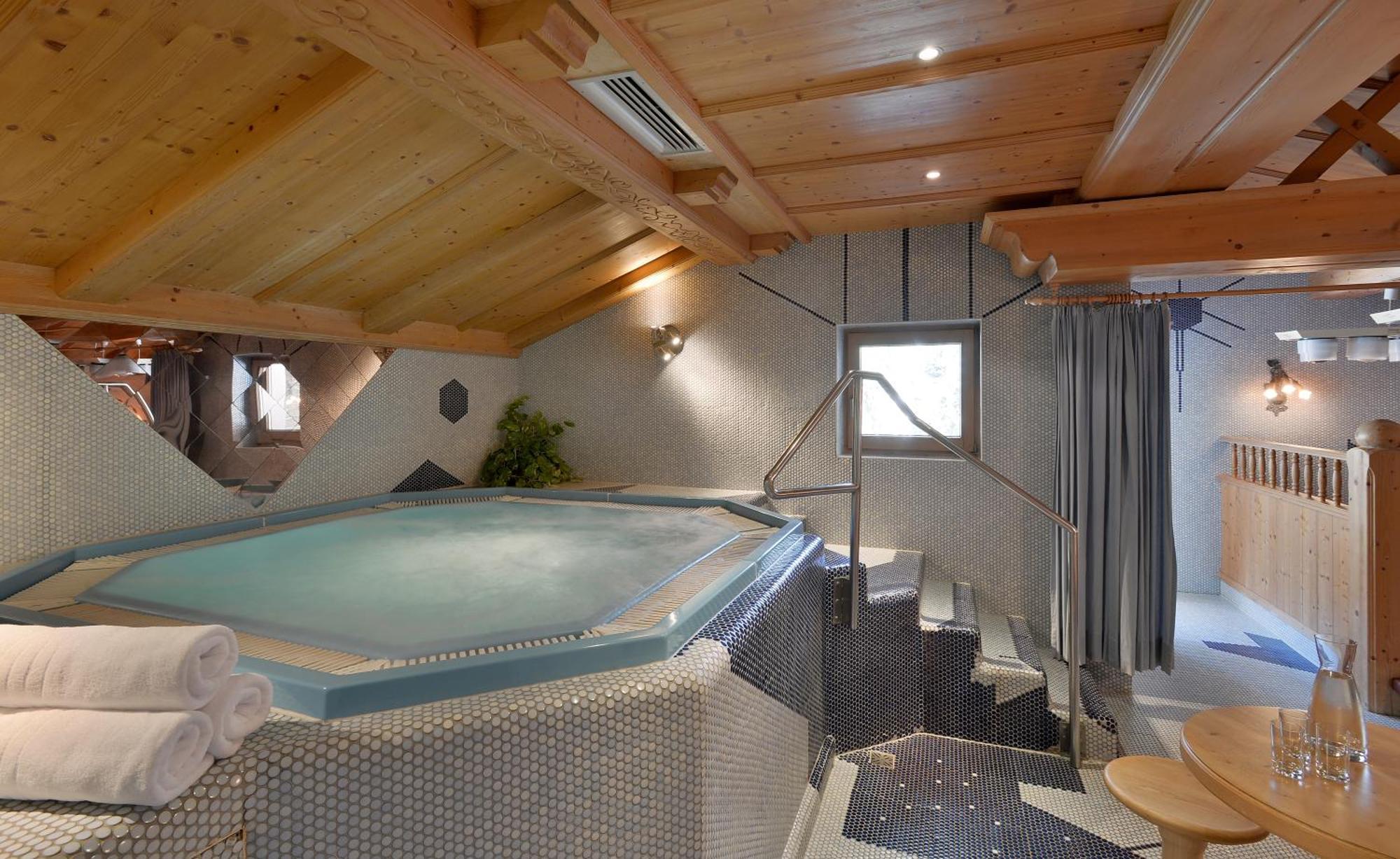 Hotel Almhof Hochfügen Værelse billede